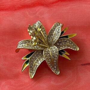 Elegant‎ Gold and Silver Lily Floral Crystal Brooch